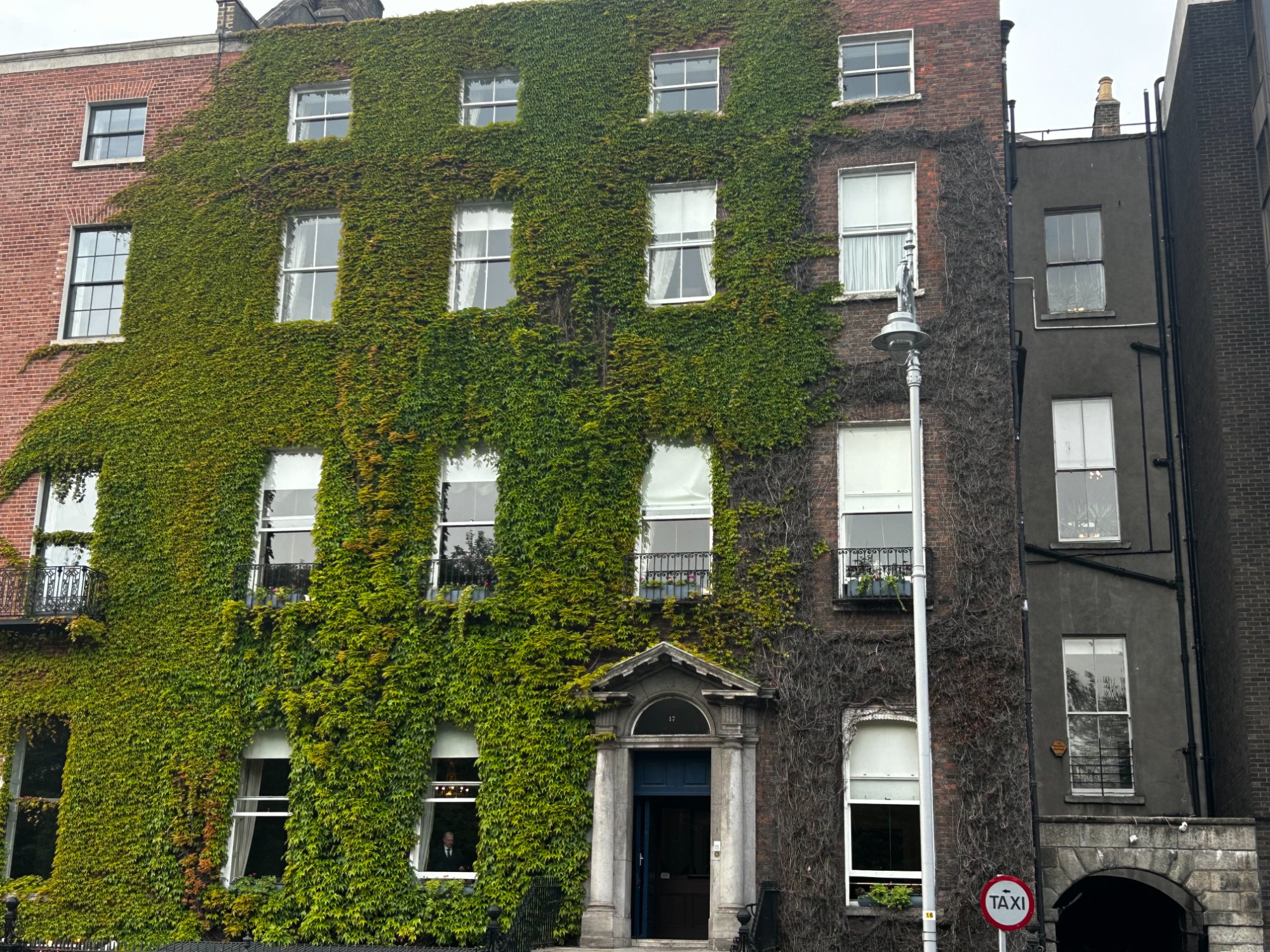 Georgian architecture and historic buildings in Dublin
